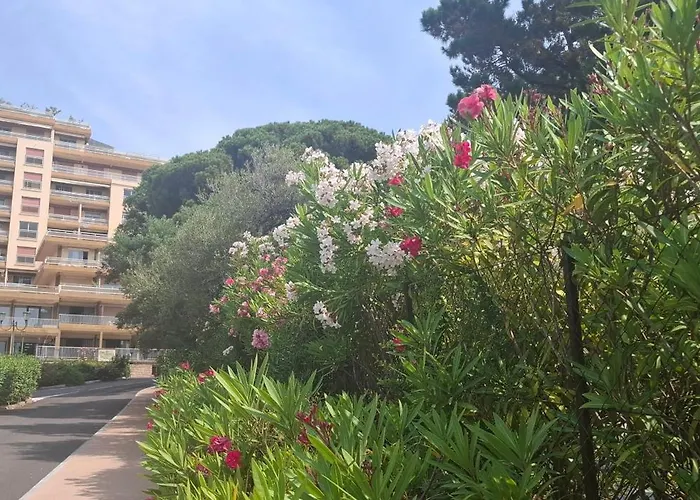 Le Parc Imperial * Ajaccio (Corsica)